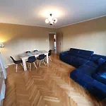 Cozy Sunny Apartment